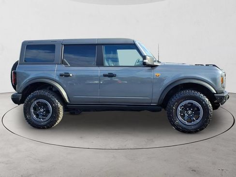 Used 2023 Ford Bronco Badlands AWD/4WD image 4
