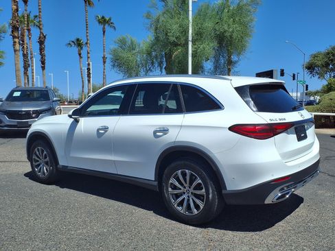 Used 2024 Mercedes-Benz GLC 300 image 8