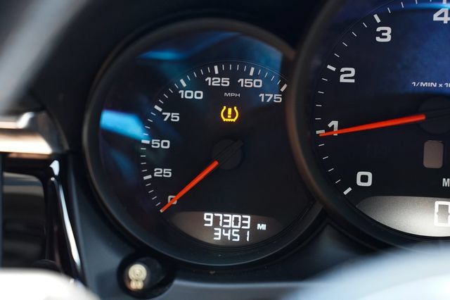 Used 2020 Porsche Macan AWD/4WD image 42
