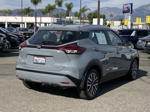 Certified 2024 Nissan Kicks SV image 3