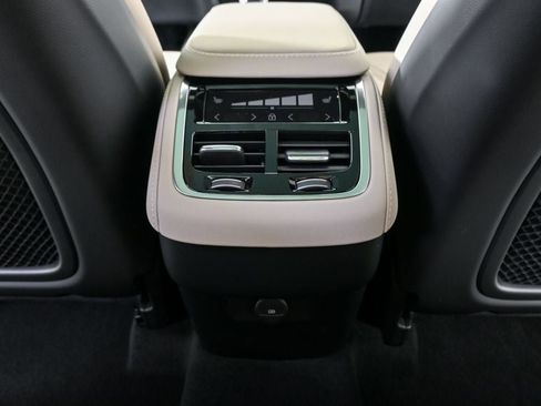 Certified 2026 Volvo XC90 B6 Plus w/ Protection Package Premier AWD/4WD image 22