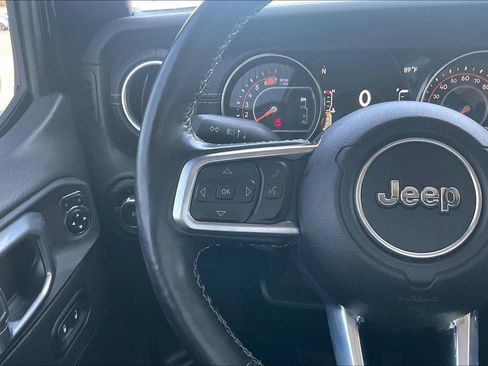 Used 2021 Jeep Wrangler Unlimited Sahara AWD/4WD image 11