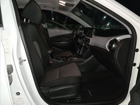 Used 2018 Hyundai Kona SEL w/ SEL Tech Package 02 image 15