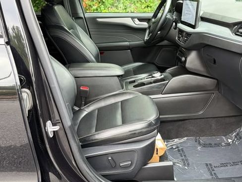 Certified 2024 Ford Escape Platinum AWD/4WD image 15