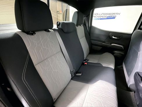 Used 2021 Toyota Tacoma TRD Sport image 22