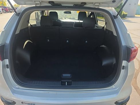 Used 2022 Kia Sportage LX AWD/4WD image 28