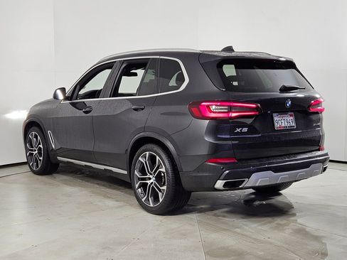Certified 2022 BMW X5 xDrive40i w/ Parking Assistance Package image 9
