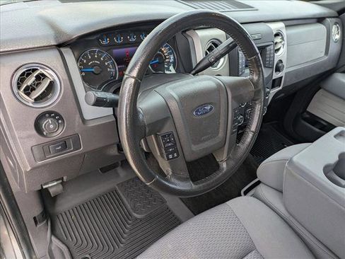 Used 2013 Ford F150 XLT w/ XLT Chrome Pkg image 9