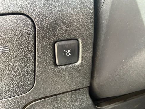 Used 2019 Ford Mustang GT w/ Equipment Group 301A RWD image 24