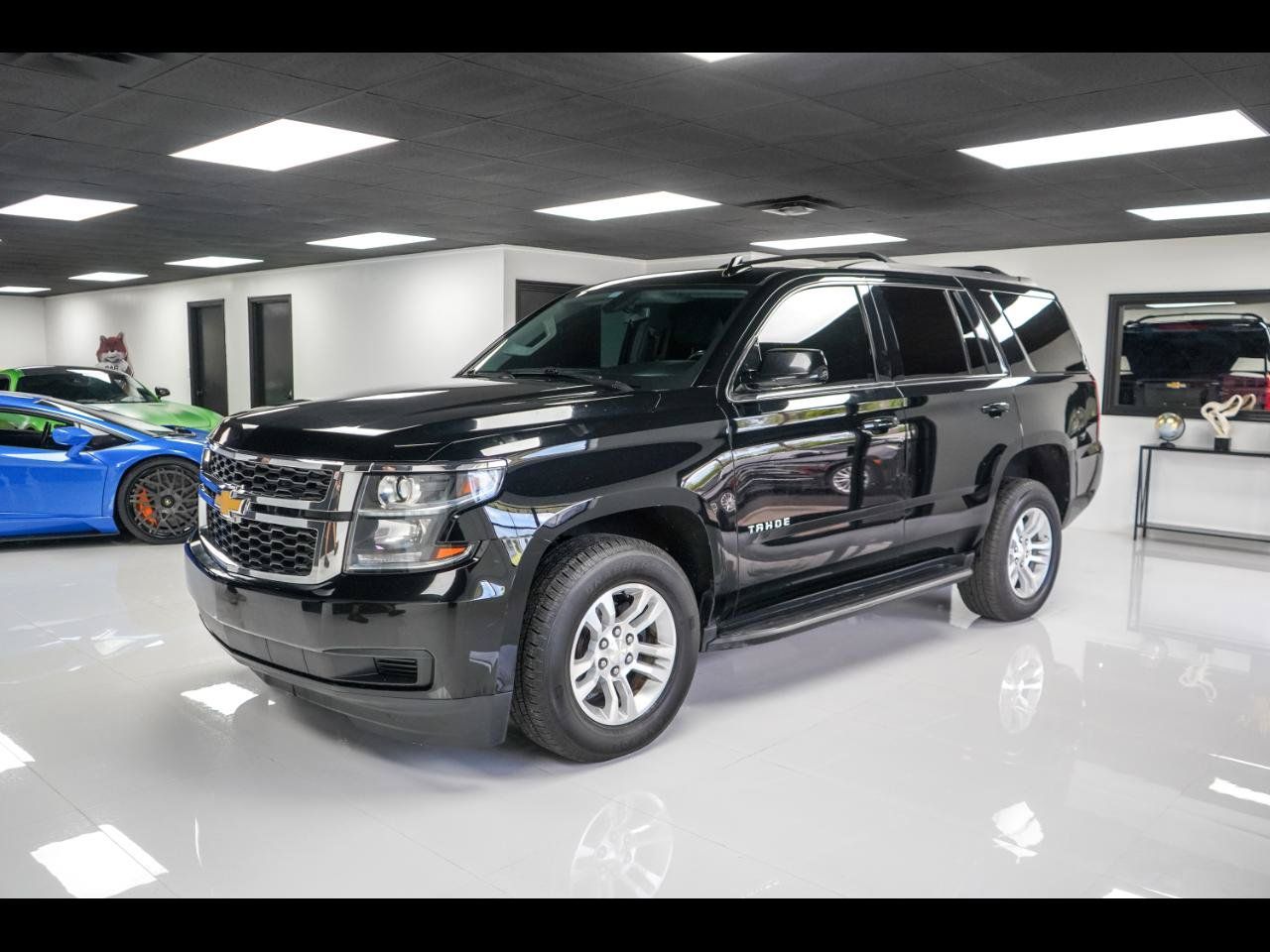 Used 2020 Chevrolet Tahoe LS RWD image 1
