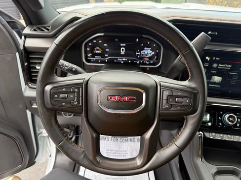 Used 2024 GMC Sierra 2500 AT4 w/ AT4 Premium Plus Package image 18