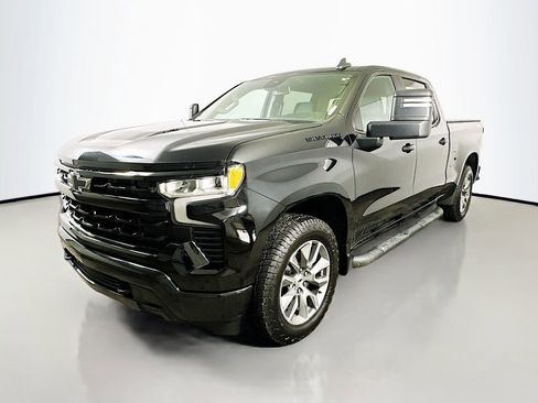 Used 2023 Chevrolet Silverado 1500 RST w/ Convenience Package II image 3