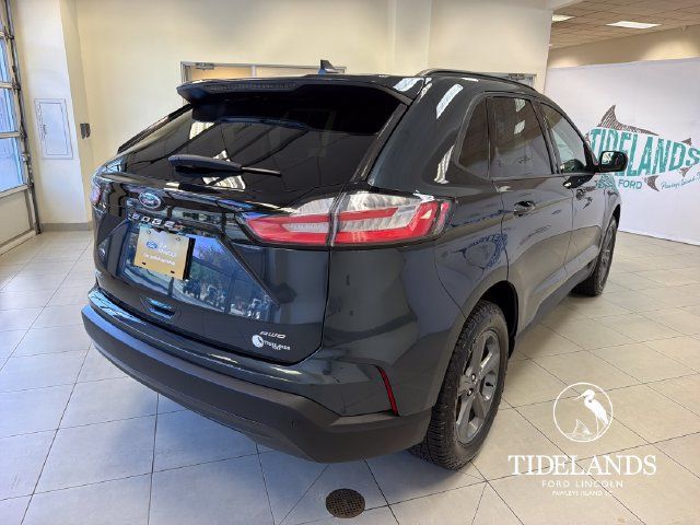Used 2023 Ford Edge SEL w/ Sport Appearance Package AWD/4WD image 9