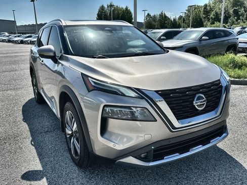 Used 2021 Nissan Rogue Platinum AWD/4WD image 11