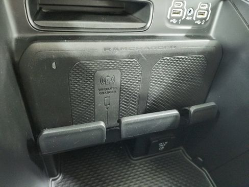 Used 2024 RAM 1500 Limited AWD/4WD image 31