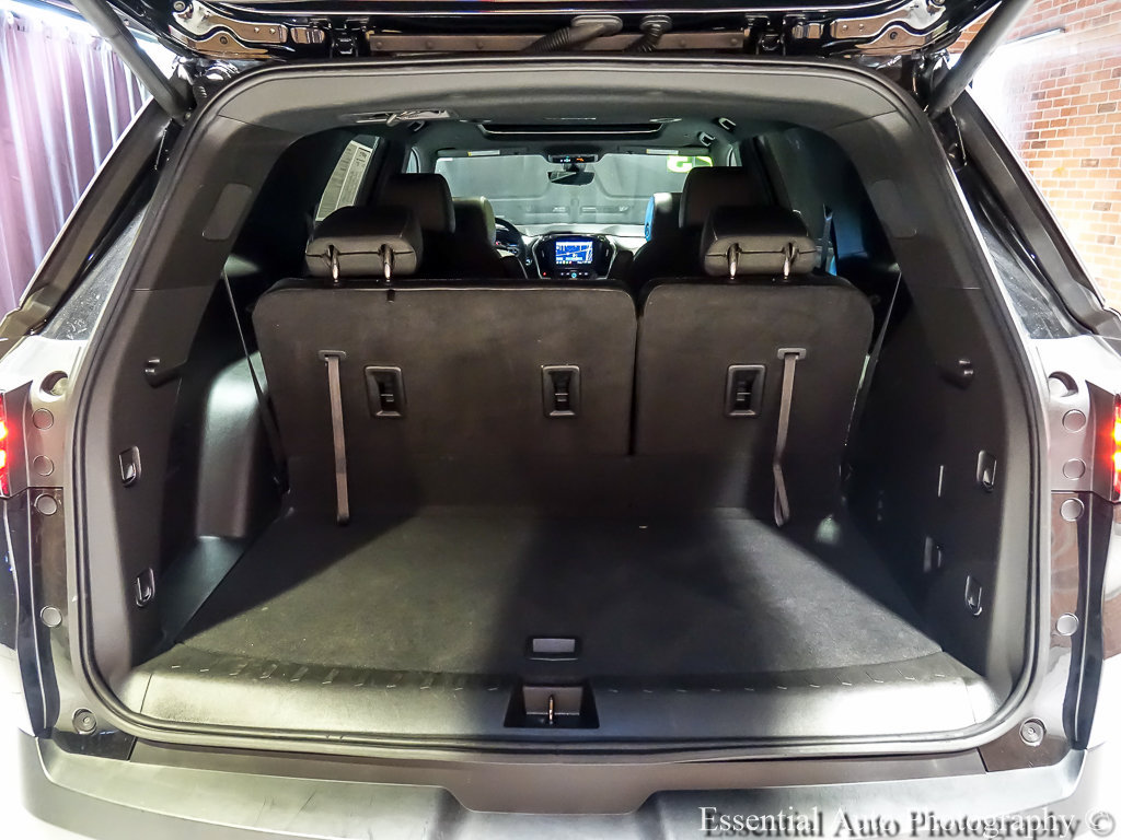 Used 2023 Chevrolet Traverse LT w/ LT Premium Package AWD/4WD image 32