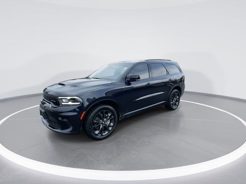 Used 2025 Dodge Durango GT image 8
