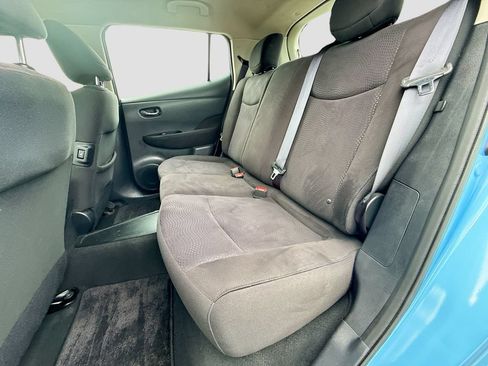 Used 2013 Nissan Leaf SV w/ LED & Quick Charge Pkg FWD image 17