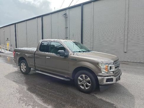 Used 2018 Ford F150 XLT w/ Equipment Group 301A Mid RWD image 1