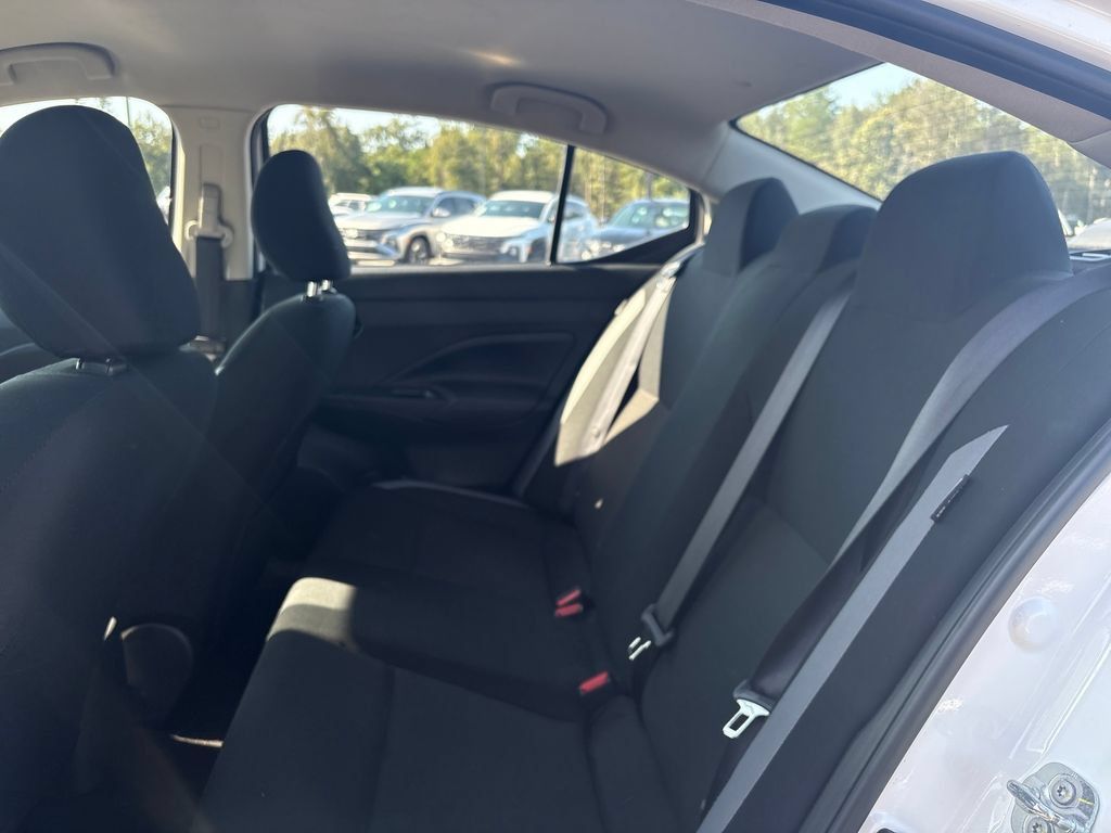 Used 2025 Nissan Versa S FWD image 28