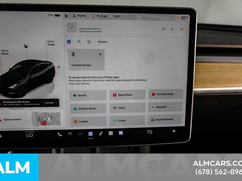 Used 2023 Tesla Model Y Performance image 35