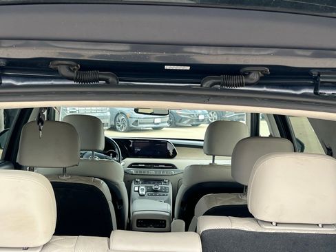 Used 2022 Hyundai Palisade Calligraphy w/ Cargo Package image 15