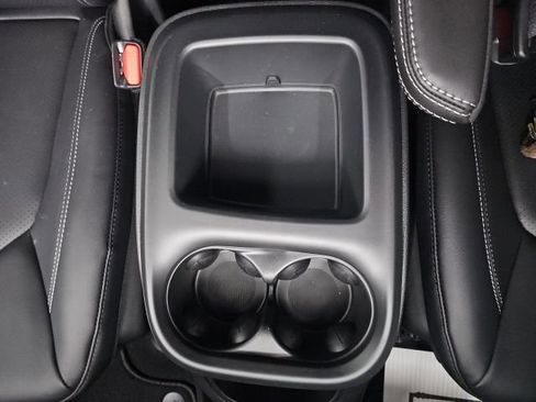 New 2026 Chrysler Pacifica Select image 32