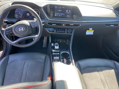 Used 2021 Hyundai Sonata SEL Plus w/ Preferred Accessory Package FWD image 12