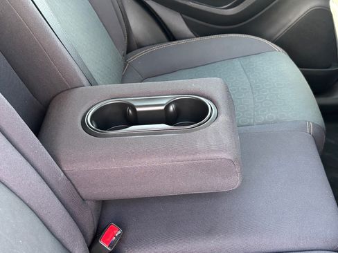 Used 2019 Chevrolet Trax LS FWD image 30