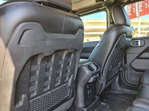 Used 2021 Jeep Wrangler Unlimited Rubicon w/ Dual Top Group image 21