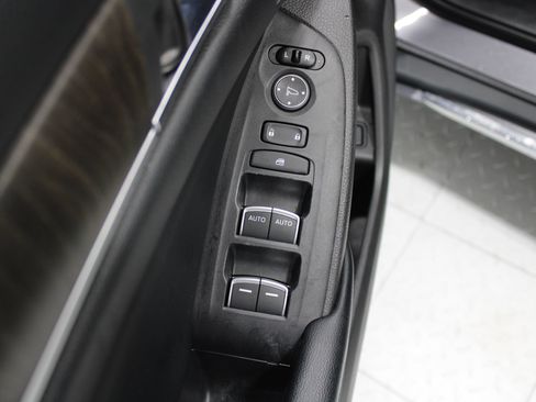 Used 2018 Honda Accord Touring image 44