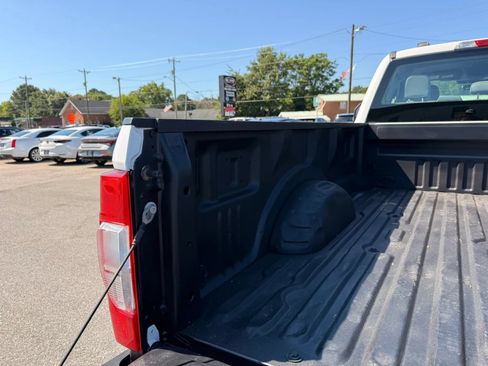 Used 2020 Ford F350 XL w/ Power Equipment Group RWD image 12