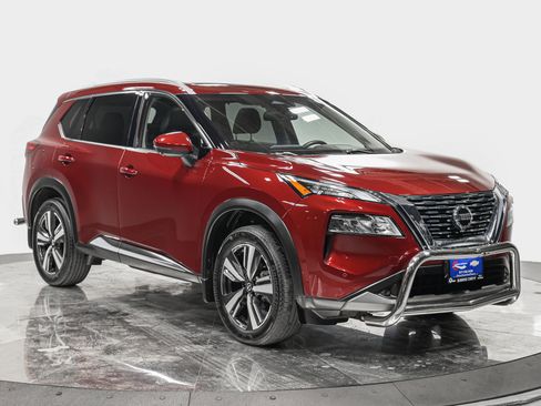 Used 2021 Nissan Rogue SL w/ Premium Package image 9