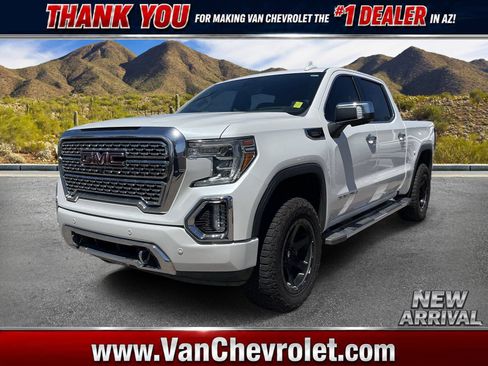 Used 2020 GMC Sierra 1500 Denali w/ Technology Package AWD/4WD image 1