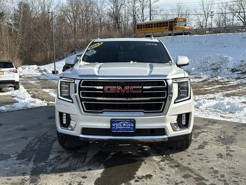 Used 2022 GMC Yukon SLT w/ SLT Premium Package image 8