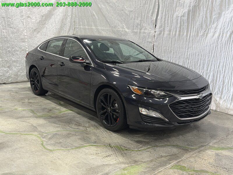 Used 2023 Chevrolet Malibu LT w/ Redline Edition FWD image 2