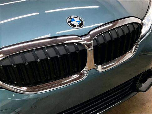 Used 2020 BMW 330i xDrive Sedan w/ Premium Package AWD/4WD image 32