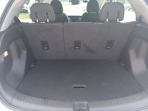 Used 2023 Chevrolet Bolt LT FWD image 15