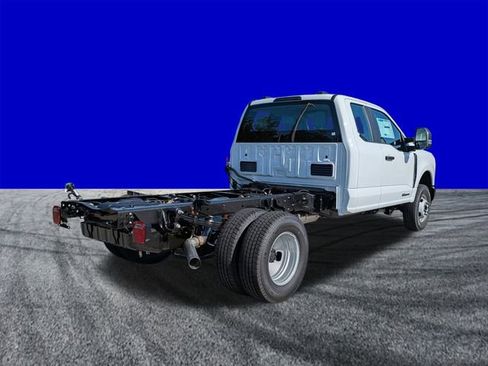 New 2026 Ford F350 XL image 4