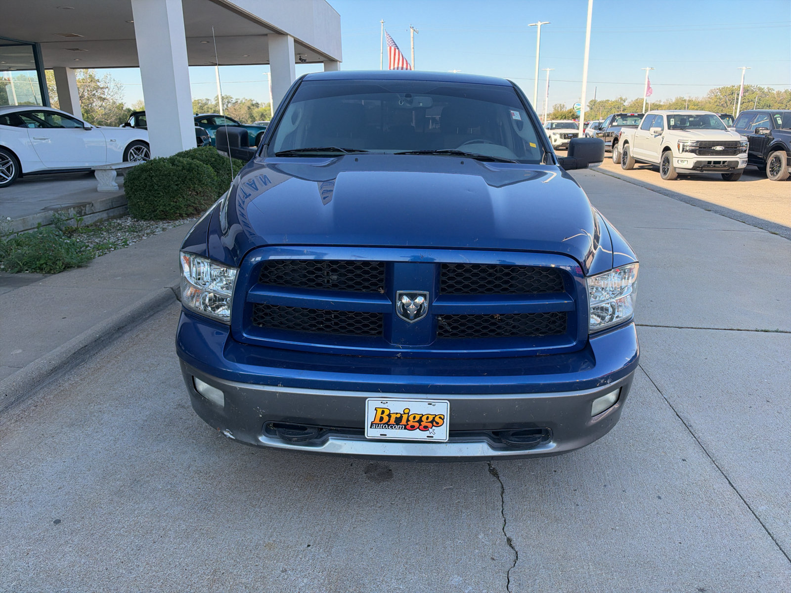 Used 2011 RAM 1500 Outdoorsman RWD image 3