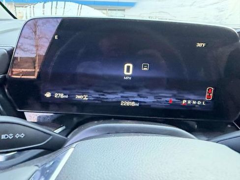 Certified 2025 Chevrolet Suburban Premier image 26