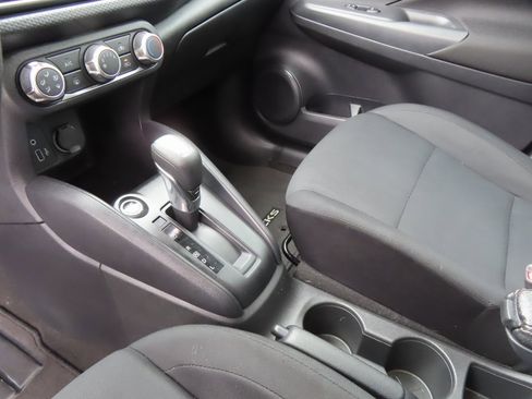 Used 2023 Nissan Kicks S image 15