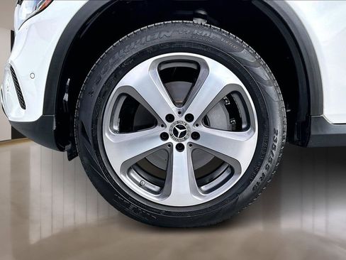 Used 2022 Mercedes-Benz GLC 300 4MATIC image 32