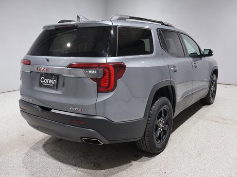 Used 2022 GMC Acadia AT4 image 3