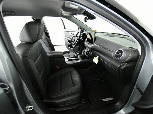 New 2026 Chevrolet Blazer LT w/ Midnight/Sport Edition image 22