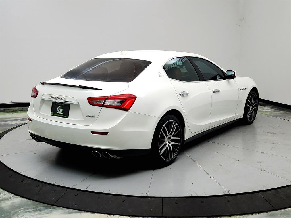 Used 2016 Maserati Ghibli RWD image 5