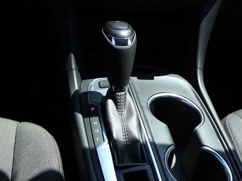 Used 2021 Chevrolet Equinox LT AWD/4WD image 17