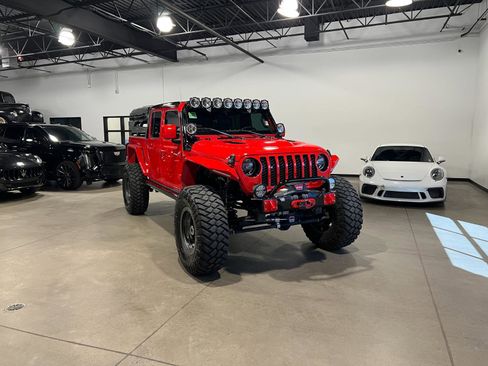 Used 2020 Jeep Gladiator Rubicon image 1
