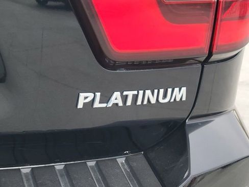 Used 2022 Nissan Armada Platinum w/ Captain's Chairs Package image 15