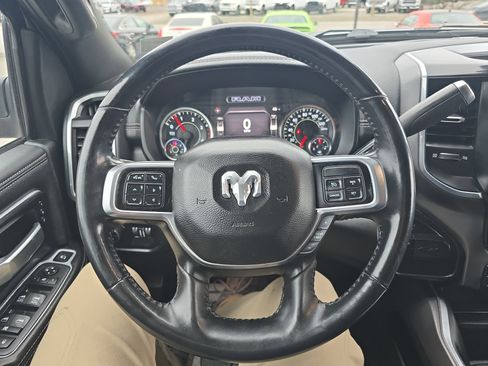 Used 2020 RAM 3500 Laramie w/ Night Edition image 21